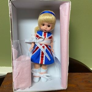 Madame Alexander British Mod Doll w/box #46625